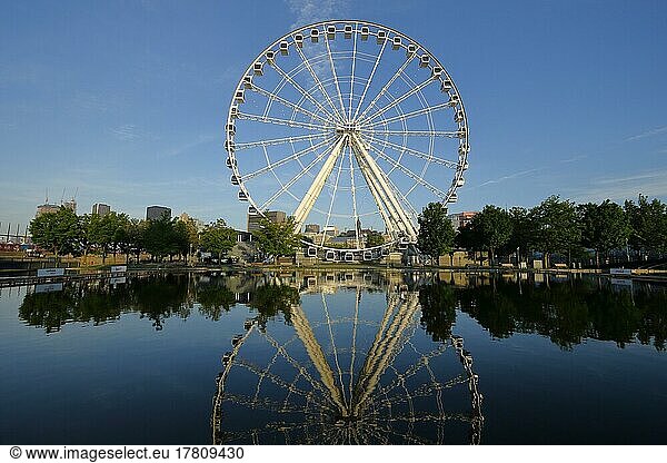 The Big Wheel in the Old Port  Montreal  Province of Quebec  Canada  North America