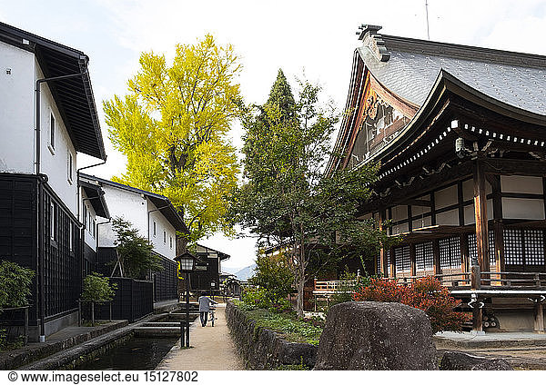 The Enkouji Temple and traditonal houses along the Setogawa Canal in Hida Furukawa  Gifu Prefecture  Japan  Asia