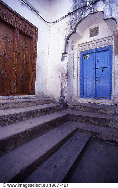 The entrance to the Mnara or Malindi Mosque in Stone Town. Zanzibar. Tanzania.