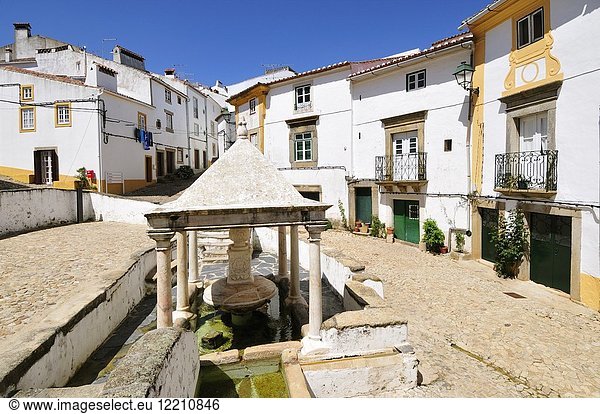 The jewish quarter and the manueline fountain in the historical village of Castelo de Vide  Alentejo  Portugal.