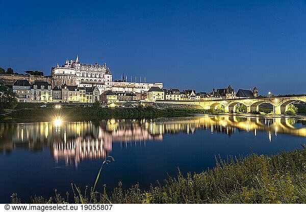 The Loire and Amboise Castle at dusk  Amboise  France  Europe