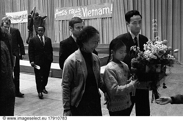 The massacre by the US military in My Lai  Vietnam in 1968 caused a worldwide outrage  including in Germany. One of the few survivors was Vo Thi Lien (12 years old)  who travelled to Germany. Here at a rally of the peace movement in 1968 in Düsseldorf. Vo Thi Lien (12 y. survivor of the massacre) 2nd from right  Germany  Europe