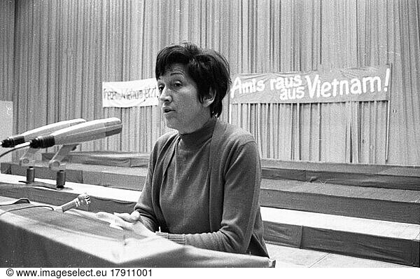 The massacre by the US military in My Lai  Vietnam  in 1968 caused a worldwide outrage  including in Germany. One of the few survivors was Vo Thi Lien (12 years old)  who travelled to Germany. Here at a rally of the peace movement in 1968 in Düsseldorf. Elly Steinmann at the lectern  Germany  Asia
