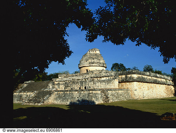 The Observatory Chichen Itza  Yukatan  Mexico