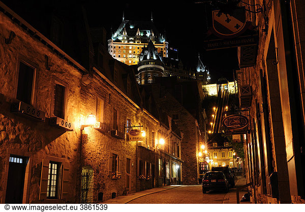 The Rue sous le fort  above the Chateau Frontenac castle in the old town of Quebec City  Quebec  Canada