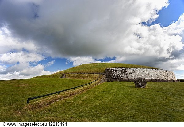 The UNESCO World Heritage Site Neolithic  Bru na Boinne complex  Newgrange Passage Tomb Monument  in the Boyne Valley  Slane  Co. Meath  Leinster  Ireland.