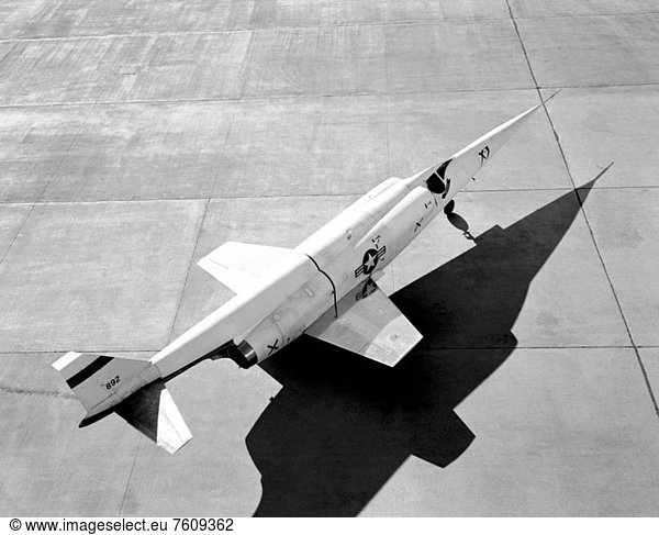 This NACA High_Speed Flight Station photograph shows an aft  look_down view of the X_3 Stiletto on the ramp at Edwards Air Force Base  Edwards  California  in 1955. The X_3 Stiletto was a single_place jet aircraft with a slender fuselage and a long tapered nose  manufactured by the Douglas Aircraft Company. The X_3´s primary mission was to investigate the design features of an aircraft suitable for sustained supersonic speeds  which included the first use of titanium in major airframe components. It was delivered to the NACA High_Speed Flight Station in August of 1954 after some Douglas and Air Force evaluation testing.