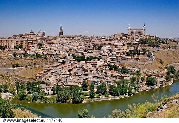 Toledo und Tejo Fluss. Castilla-La Mancha  Spanien