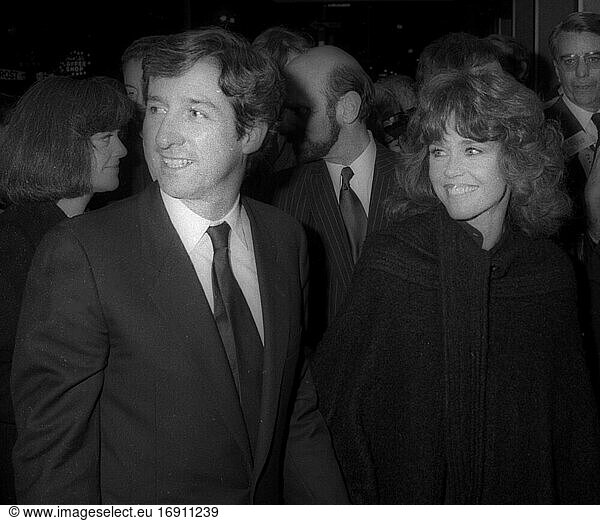 Tom Hayden Jane Fonda  1980s  Photo By John Barrett/PHOTOlink