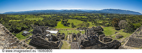 Tonina  die präkolumbianische archäologische Stätte und Ruinenstadt der Maya-Zivilisation; Chiapas  Mexiko