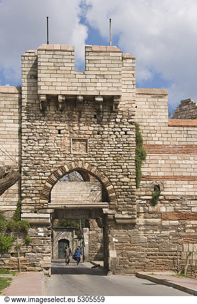 Tor an der Silivricapi Caddesi  Theodosianische Landmauer  Istanbul  Türkei