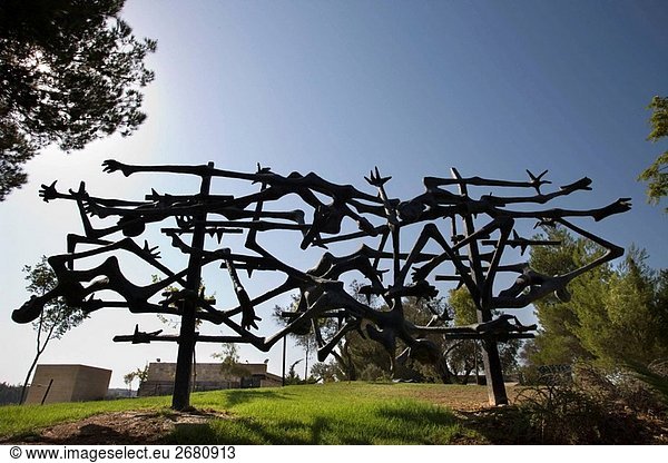 Tora Memorial Skulptur Yad Vashem Holocaust Museum Jerusalem. Israel.