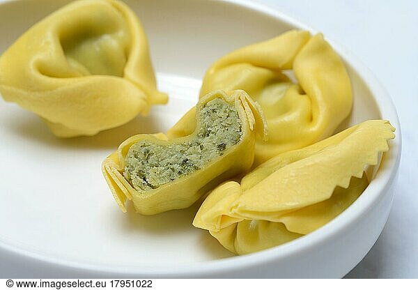 Tortelloni with spinach filling  opened  pasta  pasta products
