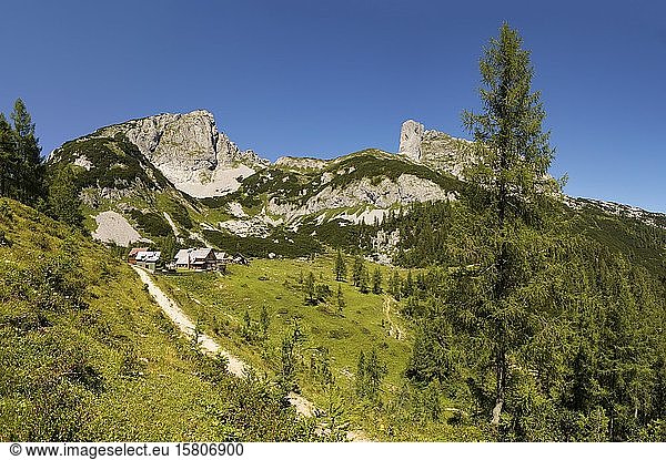 Totes Gebirge  Alpine huts on theTauplitz Alm  Tauplitz  Salzkammergut  Styria  Austria  Europe