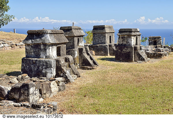 Totonakengräber  präkolumbianischer Friedhof  Ausgrabungsstätte Quiahuiztlan bei Villa Rica unterhalb des Cerro de los Metates  Bundesstaat Veracruz  Mexiko  Nordamerika