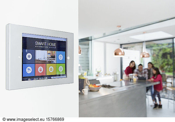 Touchscreen-Alarmanlage für ein intelligentes Zuhause