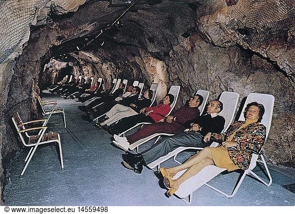tourism  spa guests relaxing in deck chairs  radon tunnel  Bad Kreuznach  1970s