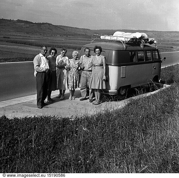 tourism  tour group roadside with Volkswagen transporter  circa 1960  20th century  1950s  50s  1960s  60s  group  groups  full length  standing  Volkswagen  VW  box wagon  box wagons  transporter  transporters  bus  buses  busses  motor coach  T1  autocar  autocars  power-driven vehicle  motor vehicle  motor vehicles  vehicle  vehicles  travels  travelling  traveling  travel  holiday  vacation  holidays  motor car  auto  automobile  passenger car  motorcar  motorcars  autos  automobiles  passenger cars  cars  car  road  roads  land route  traffic route  traffic routes  transport  transportation  mobility  tourism  touristic  historic  historical  people