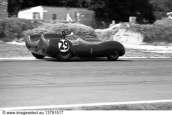 Tourist Trophy Goodwood  5. September 1959. Graham Hill/Alan Stacey  Lotus 15 Climax  ausgeschieden.