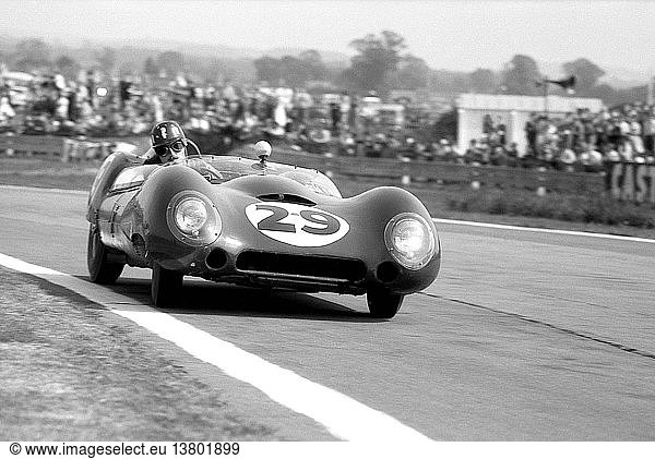Tourist Trophy Goodwood  5. September 1959. Graham Hill/Alan Stacey  Lotus 15 Climax  ausgeschieden.
