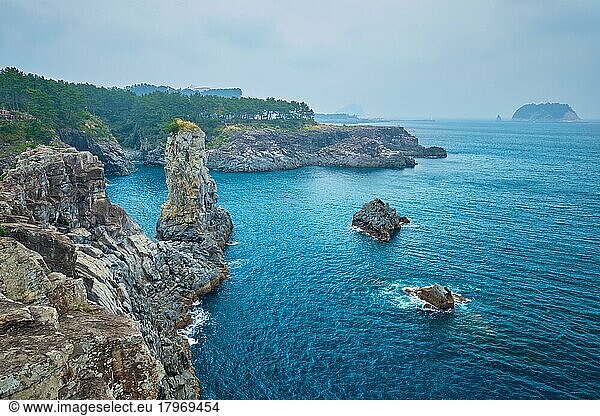 Touristenattraktion Oedolgae Rock  Insel Jeju  Südkorea  Asien