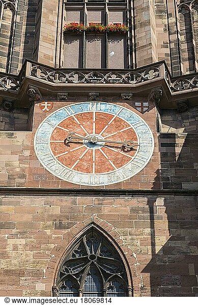 Tower clock at the cathedral  Freiburg im Breisgau  Baden-Württemberg  Germany  Europe