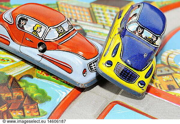 toys  toy cars  car crash  Germany  1950s  50s  20th century  historic  historical  car accident  motor vehicle accident  car accidents  motor vehicle accidents  motor vehicle accident resulting in death  multi-vehicle accident  road accident  traffic accident  road accidents  traffic accidents  hit-and-run accident  cause a road accident resulting in death  collision  collisions  symbolic  symbolical  symbol image  fully comprehensive insurance  fully prehensive cover  motor car insurance  motor vehicle insurance  automobile insurance  right of way  have right of way  observe the right of way  yield  ignore the right of way  yield  ignore sb.'s right of way  insist on one's right of way  give way  yield  car body damage  fender-bender  still  dinky car  dinky cars