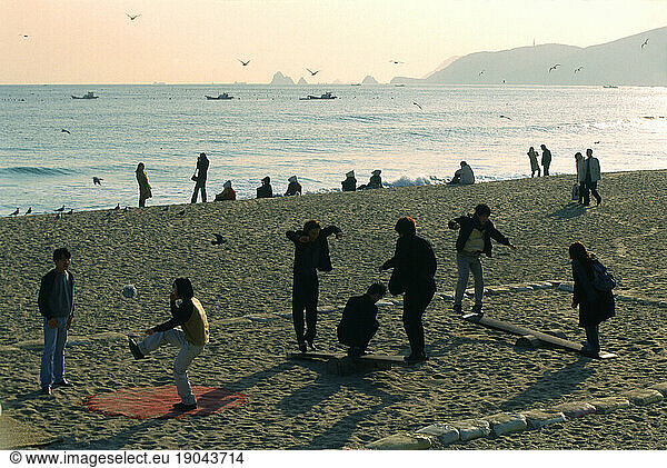 Traditional Korean games  Haeundae Beach