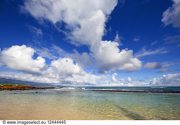 Tranquil water inside the reef at Baby Beach  North shore of Maui  Paia  Maui  Hawaii  United States of America