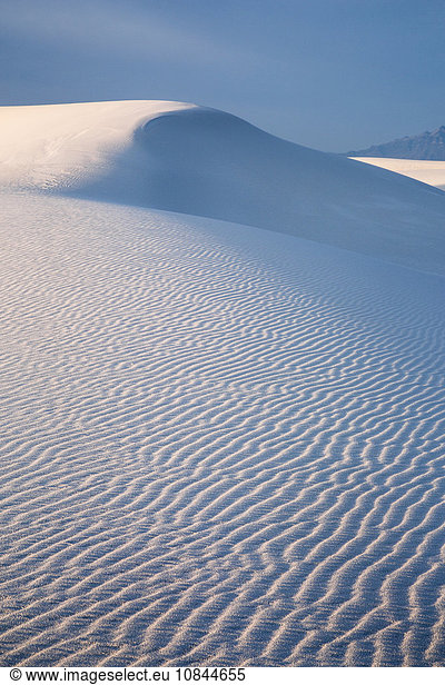 Tranquil white sand dune  White Sands  New Mexico  United States