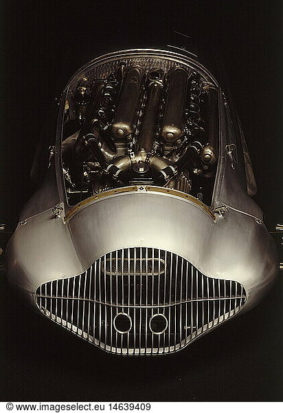 transport / transportation  car  vehicle variants  Auto Union  racing car  year of construction: 1936  detail: engine  historic  historical  20th century  1930s  30s  sports car  number 4  four  open  technics