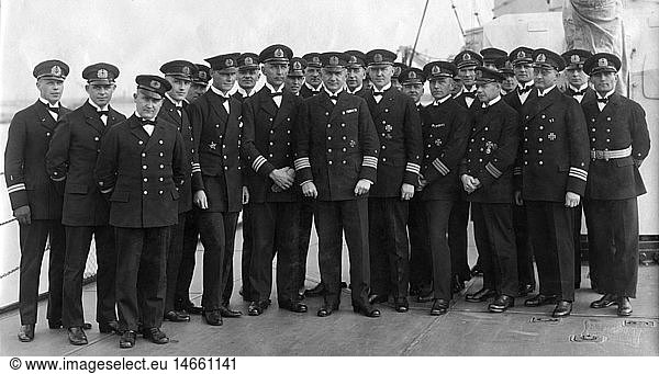 transport / transportation  navigation  warships  Germany  Reichsmarine 1922 - 1935  light cruiser Emden  launched and commissioned in 1925  officers on deck  group picture  circa 1926  soldiers  German navy  uniform  uniforms  sailors  1920s  20s  20th century  historic  historical  military  Weimar Republic  Reichswehr  people
