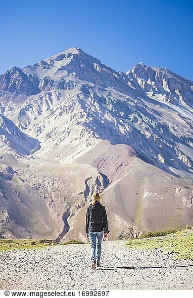 Trekking im Aconcagua Provincial Park  Andengebirge  Provinz Mendoza  Argentinien