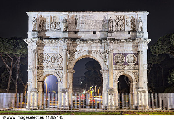 Triumphal arch  Arch Of Constantine  Rome  Italy
