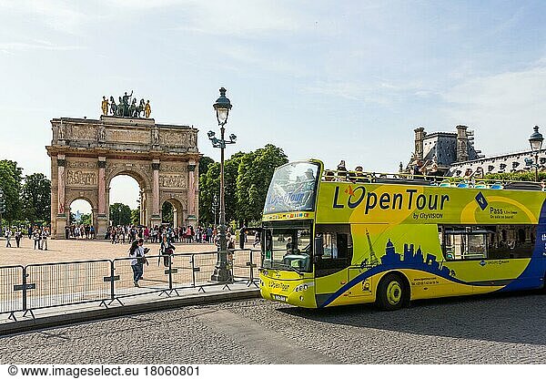 Triumphbogen  Arc de Triomphe du Carrousel  Place du Carrousel  Stadtrundfahrt  Bus  Paris  Frankreich  Europa