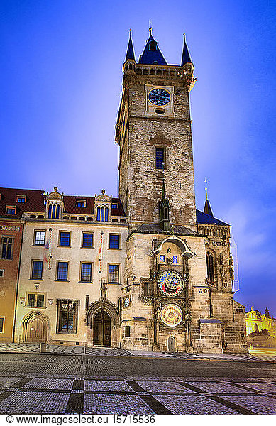 Tschechische Republik  Prag  Altes Rathaus in der Abenddämmerung