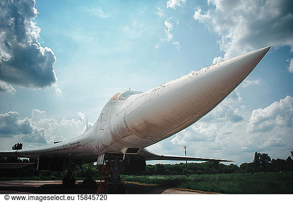 Tu-160 strategischer Überschallbomber  Museumsausstellung Poltava Ukraine