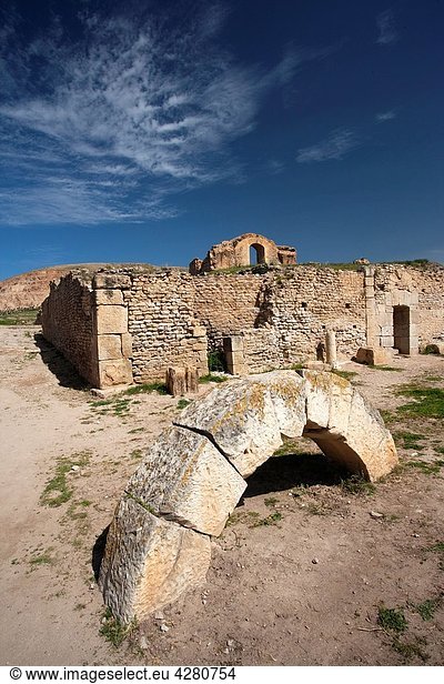 Tunisia  Northern Tunisia  Bulla Regia  ruins of underground Roman-era villas  Memmian Baths