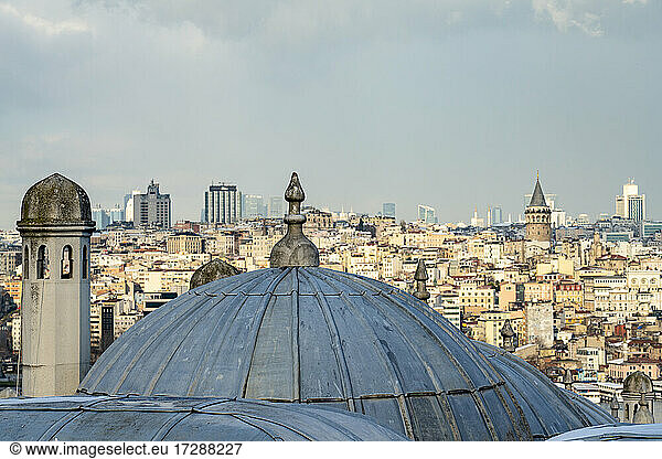 Turkey  Istanbul  Dome of Suleymaniye Mosque with city buildings in background