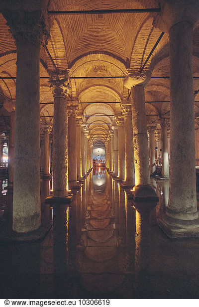Turkey  Istanbul  indoor view of Basilica Cistern