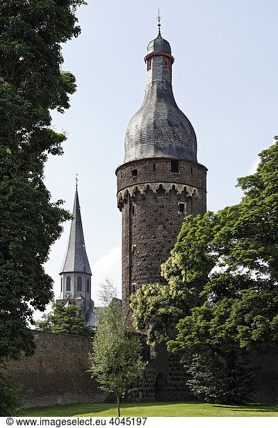 Turm der ehemaligen Burg Friedestrom  Juddeturm  Zollfeste Zons  Dormagen  Niederrhein  Nordrhein-Westfalen  Deutschland  Europa