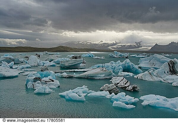 Turquoise ice chunks on the lake Jökulsárlón  Iceland  Europe