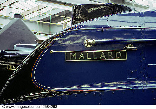 Typenschild von Mallard  britische Dampflokomotive  National Railway Museum  York  North Yorkshire. Künstler: Tony Evans