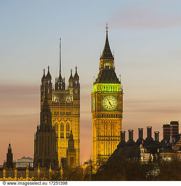 UK  England  London  Elizabeth Tower Palace of Westminster and Big Ben at dusk