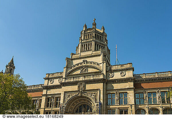 UK  England  London  Facade of Victoria and Albert Museum