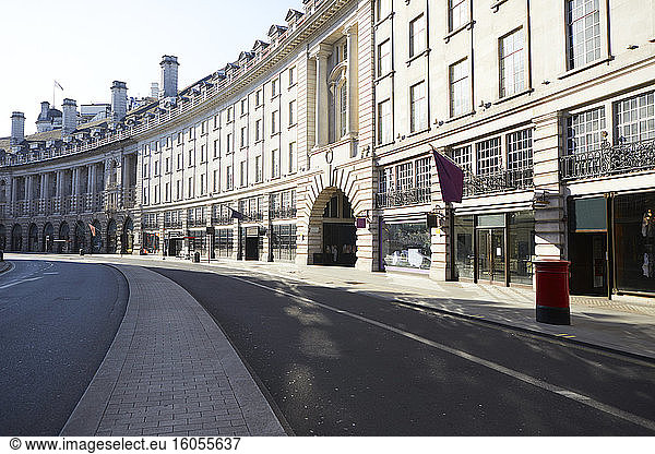 UK  England  London  Hydrant auf leerer Regent Street