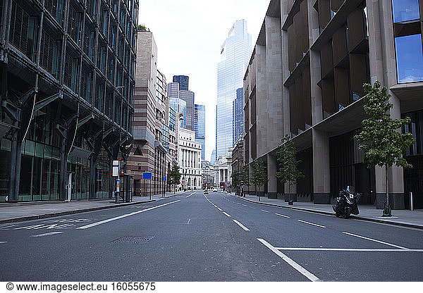 UK  England  London  Leere Stadtstraße