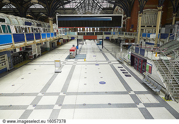 UK  England  London  Leerer Innenraum der Liverpool Street Station