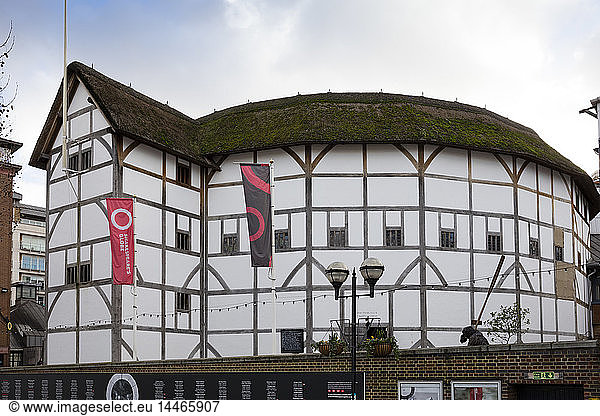 UK  London  Shakespeare's Globe Theatre