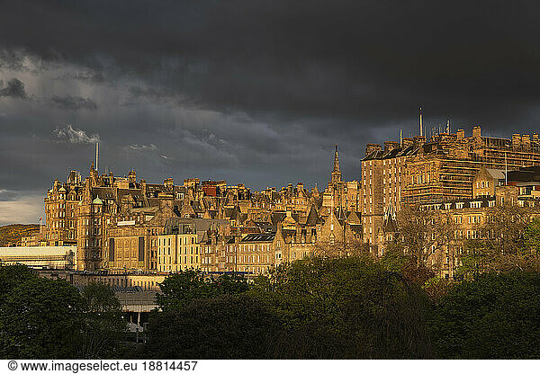 UK  Scotland  Edinburgh  Storm clouds over old town skyline